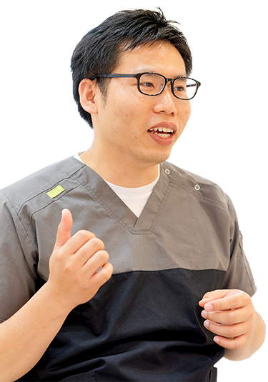歯科医師　東 裕智（あずま　ひろとも）